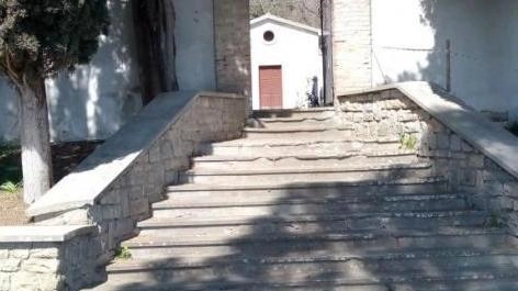 Prenderanno il via lunedì i lavori di manutenzione e di ampliamento del piccolo cimitero della frazione di Gragnano a... Prenderanno il via lunedì i lavori di manutenzione e di ampliamento del piccolo cimitero della frazione di Gragnano a...