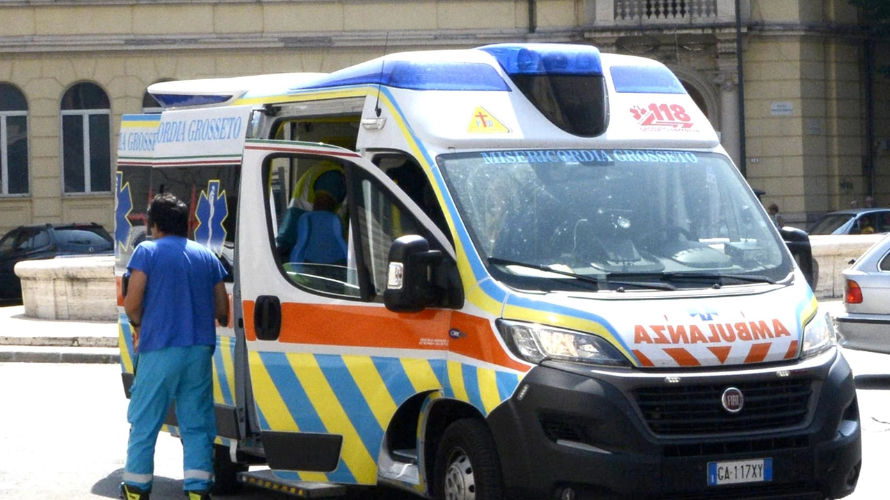 Doppia chiamata a breve distanza per due incidenti sul lavoro che hanno costretto i medici all’intervento (Foto Archivio) Doppia chiamata a breve distanza per due incidenti sul lavoro che hanno costretto i medici all’intervento (Foto Archivio)