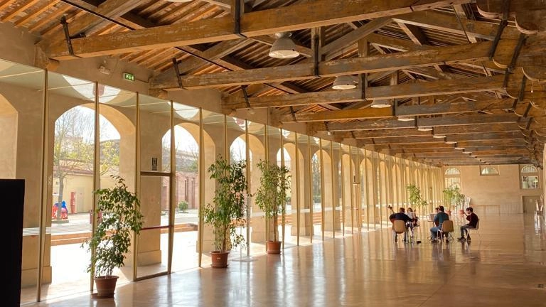 L’interno della Leopolda: dalla riapertura sotto l’egida di Patrimonio Pisa, secondo i dati del Comune il salone grande ha ottenuto un tasso di occupazione del 40% L’interno della Leopolda: dalla riapertura sotto l’egida di Patrimonio Pisa, secondo i dati del Comune il salone grande ha ottenuto un tasso di occupazione del 40%