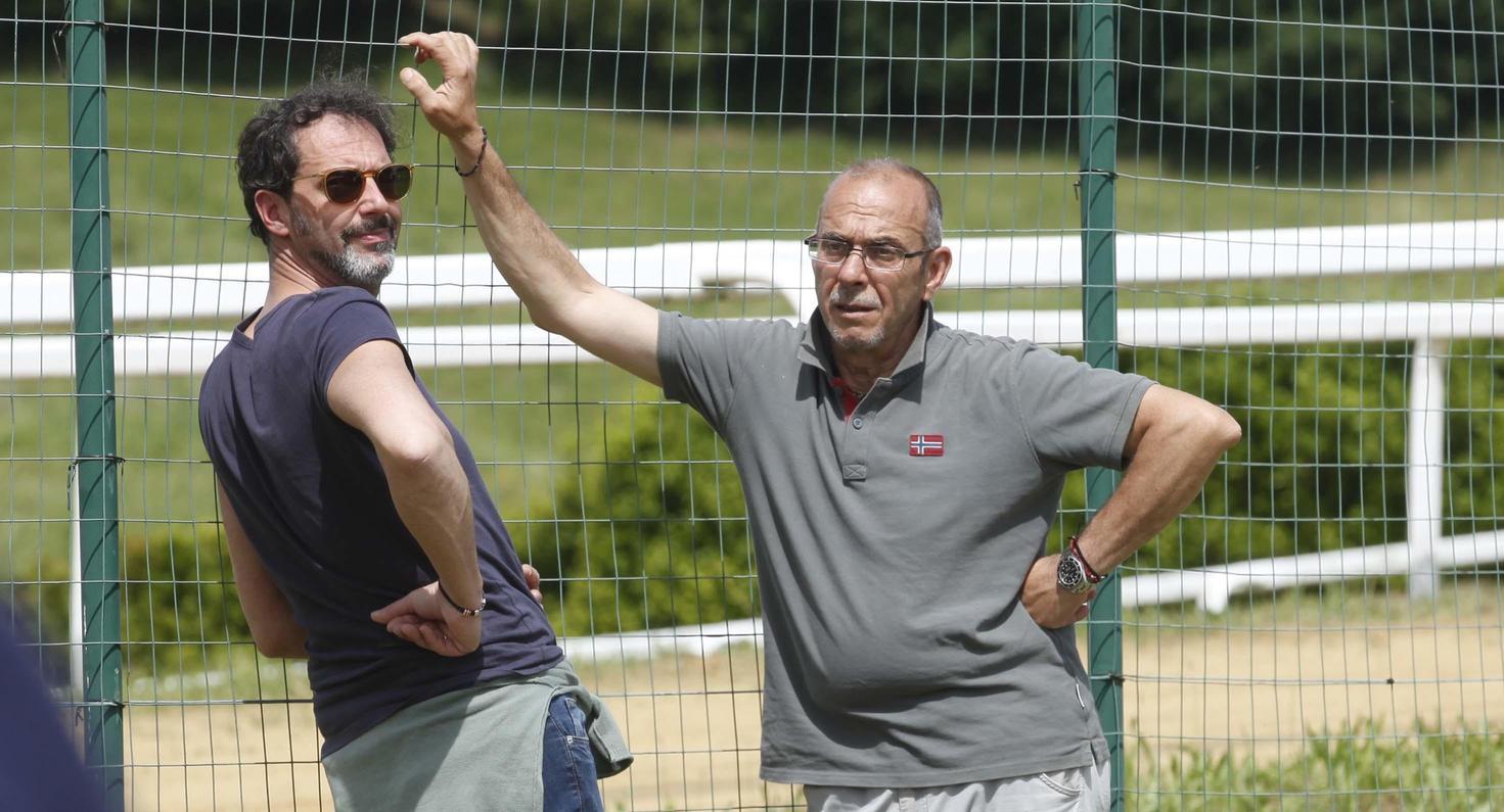 A Mociano si parla di giubbetti. Scompiglio: "Bruco, bel rapporto. Istrice e Lupa? Entrambe aperte" A Mociano si parla di giubbetti. Scompiglio: "Bruco, bel rapporto. Istrice e Lupa? Entrambe aperte"