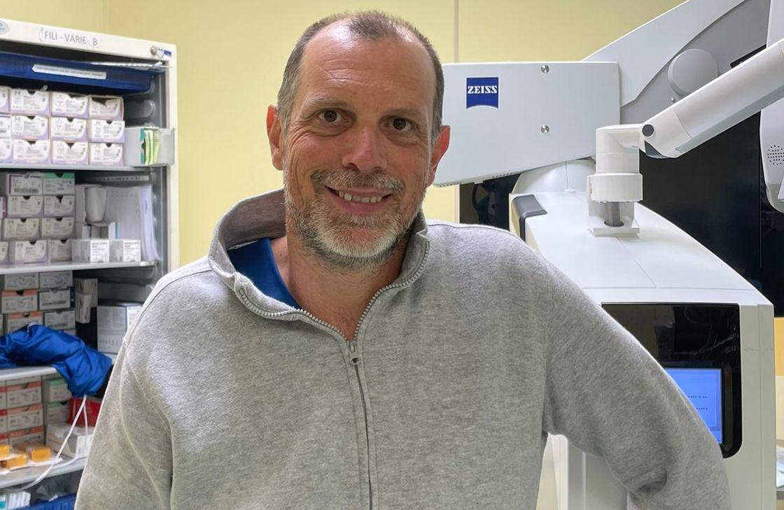 Disturbi visivi, le cure. La chirurgia oculistica eccellenza del San Jacopo: "Aggiornamento costante" Disturbi visivi, le cure. La chirurgia oculistica eccellenza del San Jacopo: "Aggiornamento costante"