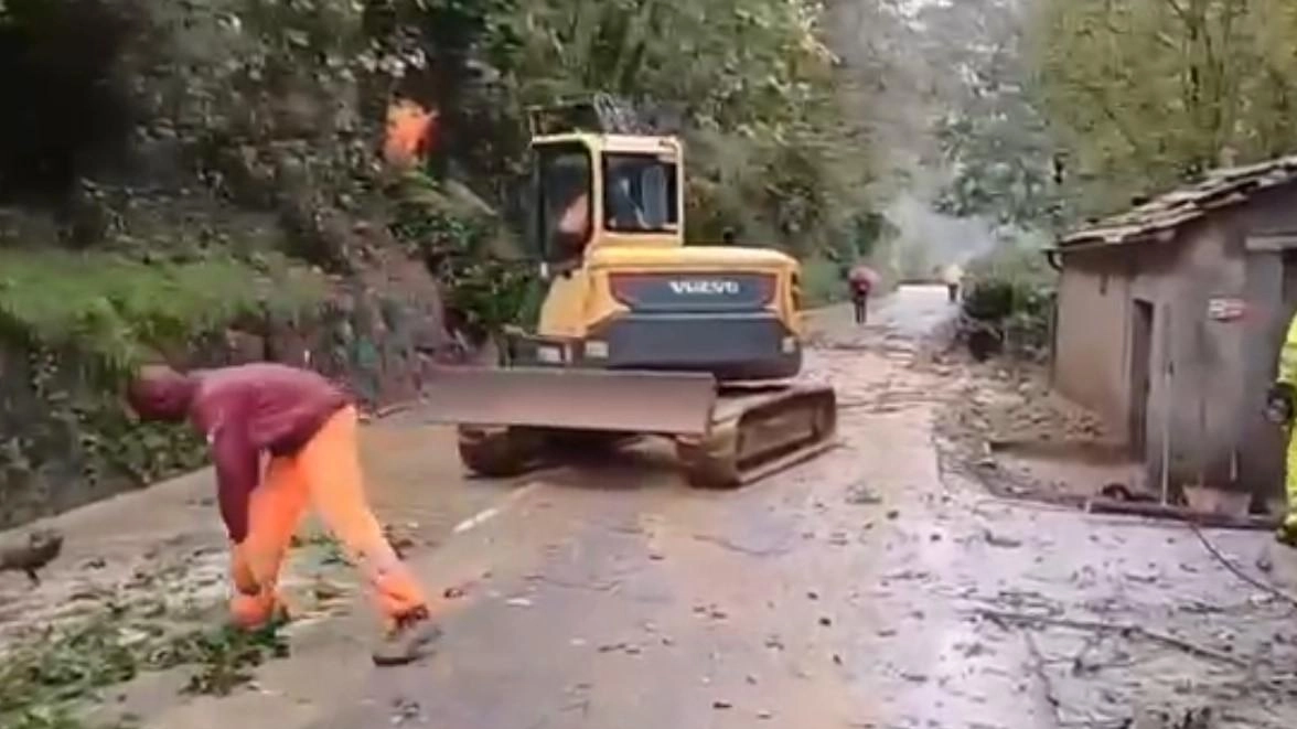 Le due interruzioni e il traffico conseguente a a Lima e Casotti di Cutigliano I lavori saranno ancora lunghi Le due interruzioni e il traffico conseguente a a Lima e Casotti di Cutigliano I lavori saranno ancora lunghi