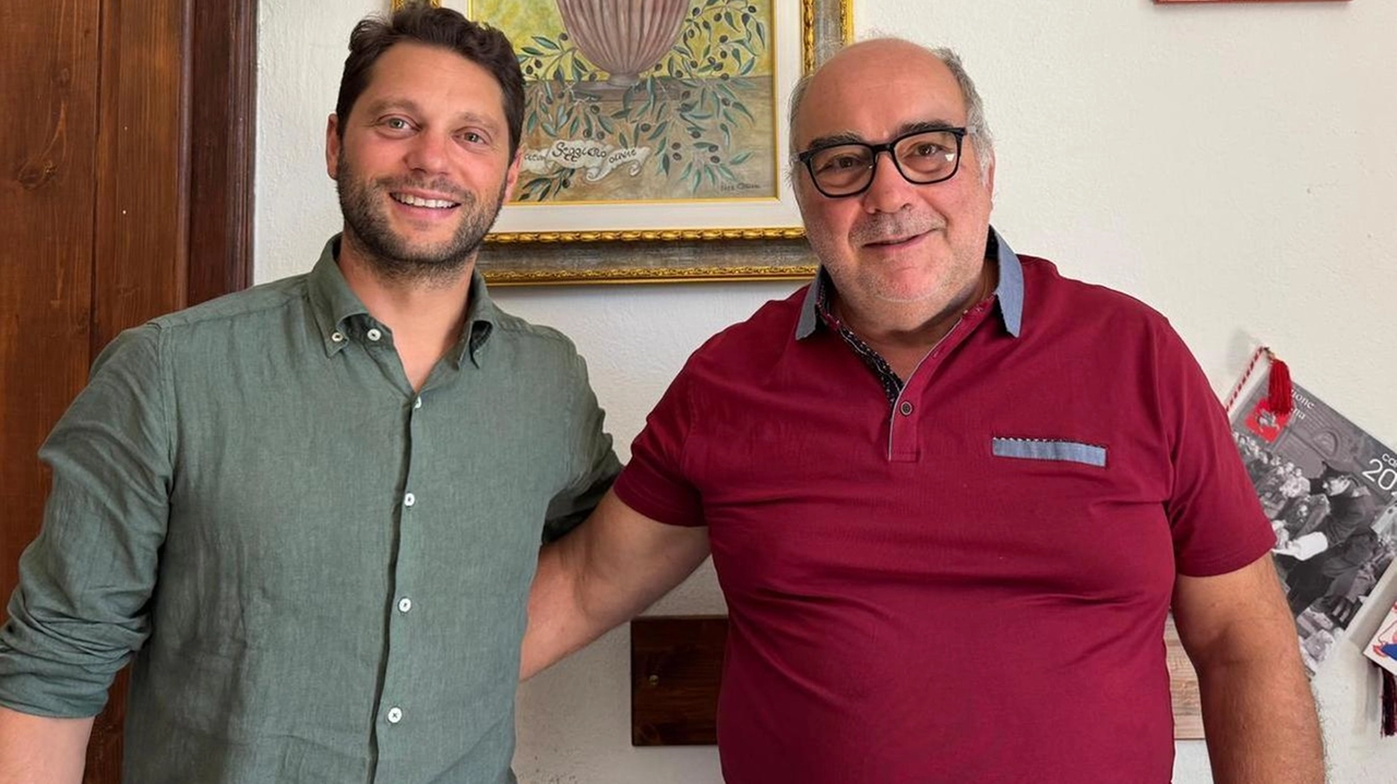 Incontro istituzionale a Seggiano tra il sindaco Daniele Rossi e il presidente del Consorzio di Bonifica 6 Toscana Sud, Federico Vanni Incontro istituzionale a Seggiano tra il sindaco Daniele Rossi e il presidente del Consorzio di Bonifica 6 Toscana Sud, Federico Vanni