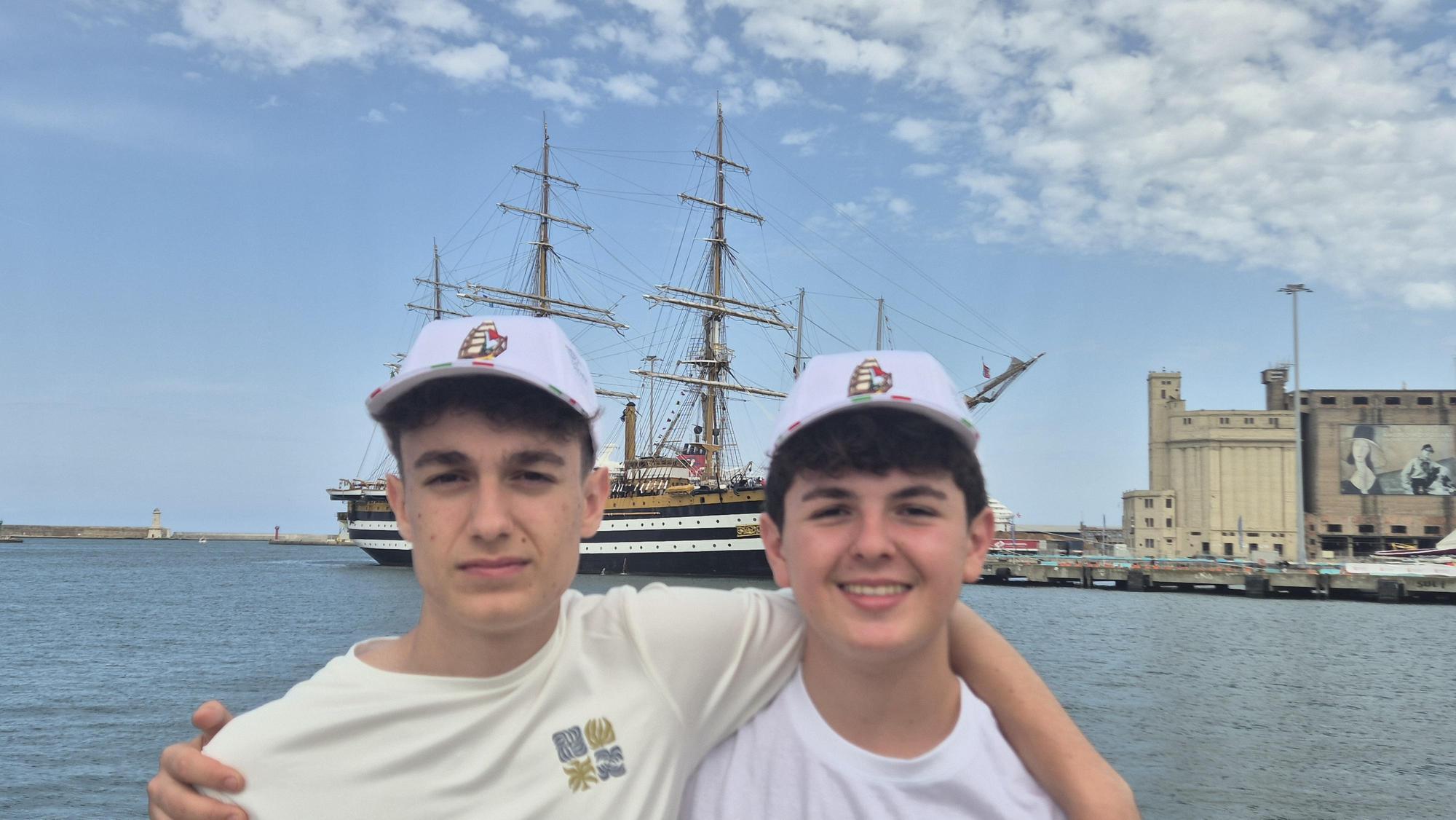 In viaggio sulla “Amerigo Vespucci“. L’esperienza di due giovani folignati