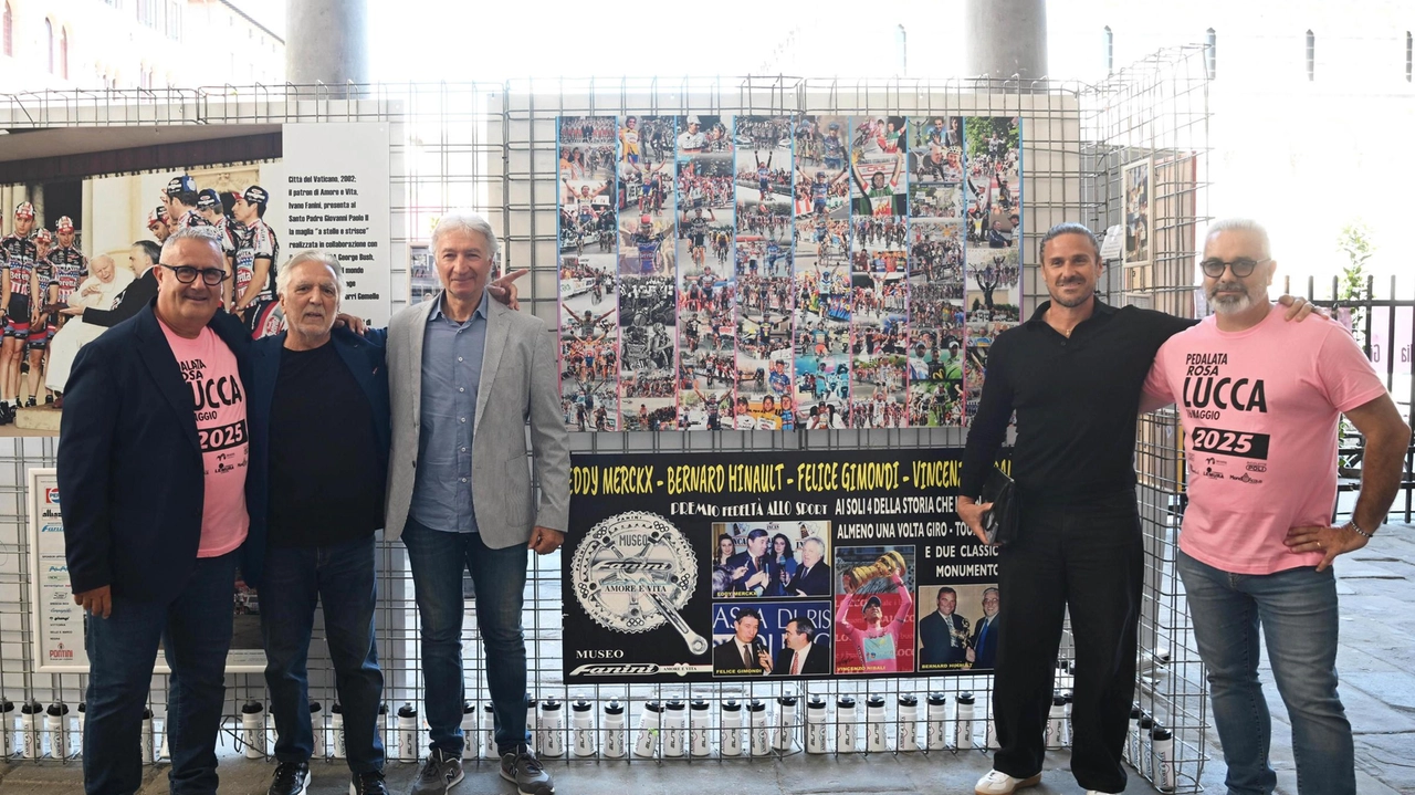 Inaugurata al Loggiato di Palazzo Pretorio l’esposizione fotografica che immortala 40 anni di corsa. Il presidente della federazione Castellani: "Un omaggio al passato, ma anche l’auspicio di un futuro roseo". Inaugurata al Loggiato di Palazzo Pretorio l’esposizione fotografica che immortala 40 anni di corsa. Il presidente della federazione Castellani: "Un omaggio al passato, ma anche l’auspicio di un futuro roseo".