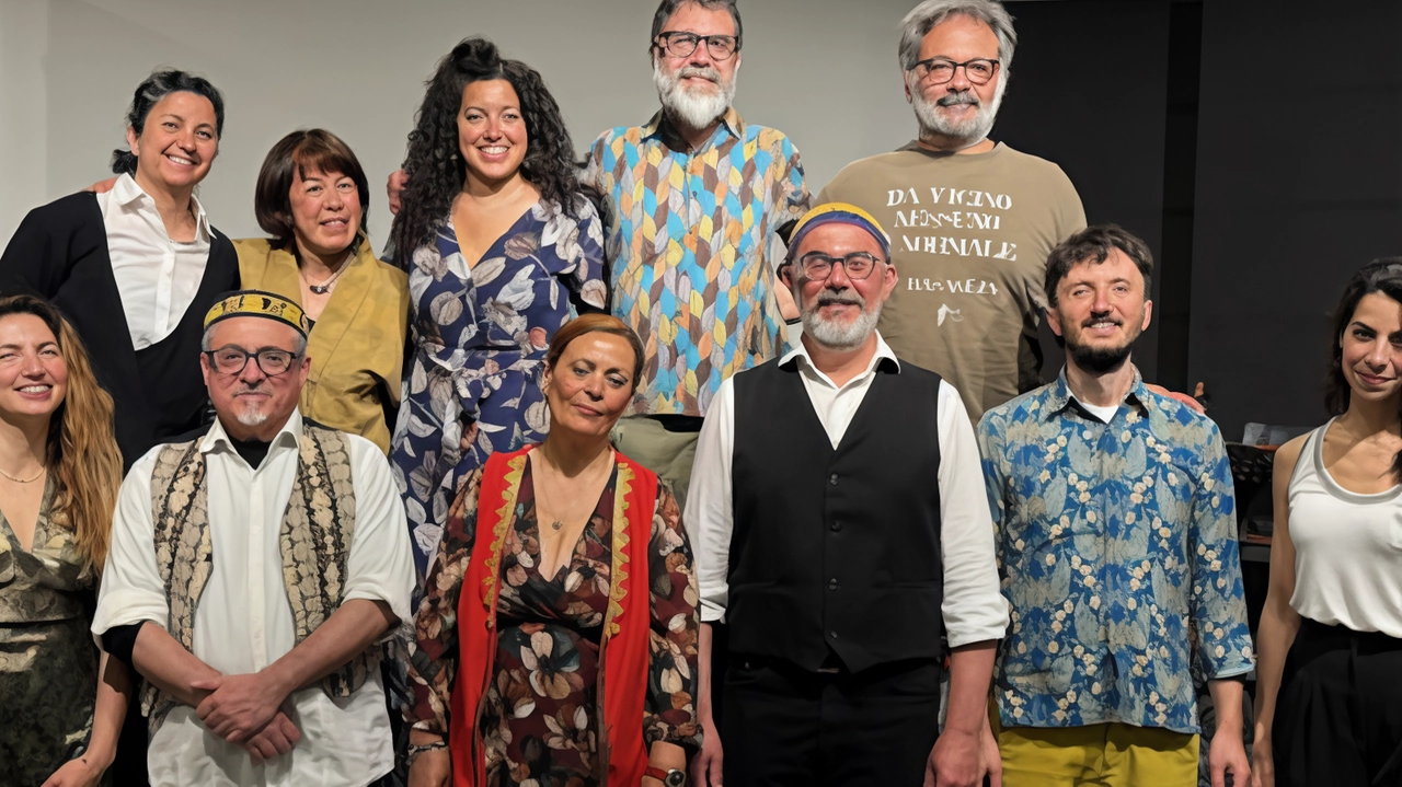 L’Orchestra multietnica di Arezzo stasera sarà protagonista al Cas di Indicatore. L’Orchestra multietnica di Arezzo stasera sarà protagonista al Cas di Indicatore.