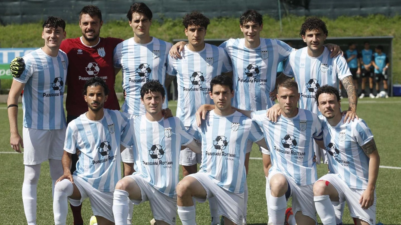 Il Mazzola cede al Castelnuovo Vomano 3-1, sfumando il sogno della promozione in Serie D davanti a un pubblico importante. Il Mazzola cede al Castelnuovo Vomano 3-1, sfumando il sogno della promozione in Serie D davanti a un pubblico importante.