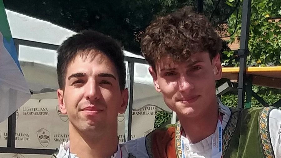 Alla Disfida Reale soddisfazioni per la compagine lucchese che ha conquistato podi e ottimi piazzamenti del team. Alla Disfida Reale soddisfazioni per la compagine lucchese che ha conquistato podi e ottimi piazzamenti del team.