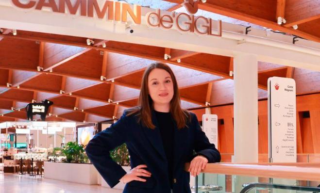 Centro commerciale I Gigli, c’è la nuova direttrice, è Saviola Chesi Centro commerciale I Gigli, c’è la nuova direttrice, è Saviola Chesi