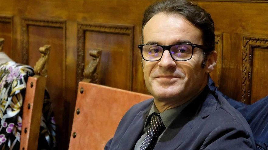 Il consigliere provinciale Francesco Lucacci commenta la questione Hsg Il consigliere provinciale Francesco Lucacci commenta la questione Hsg