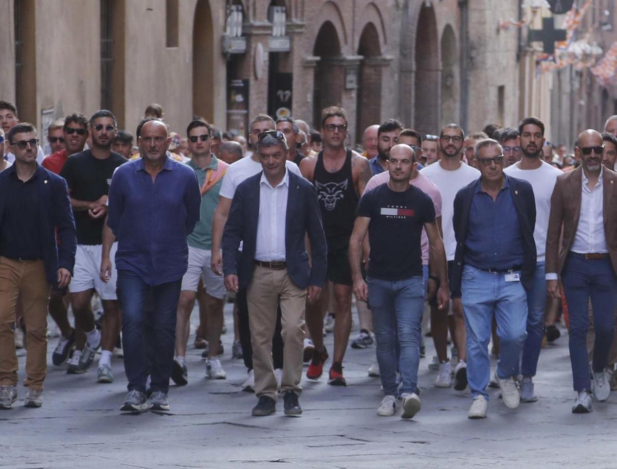 i mangini del successo nerozzi il nostro capitano del popolo dediche e fioretti