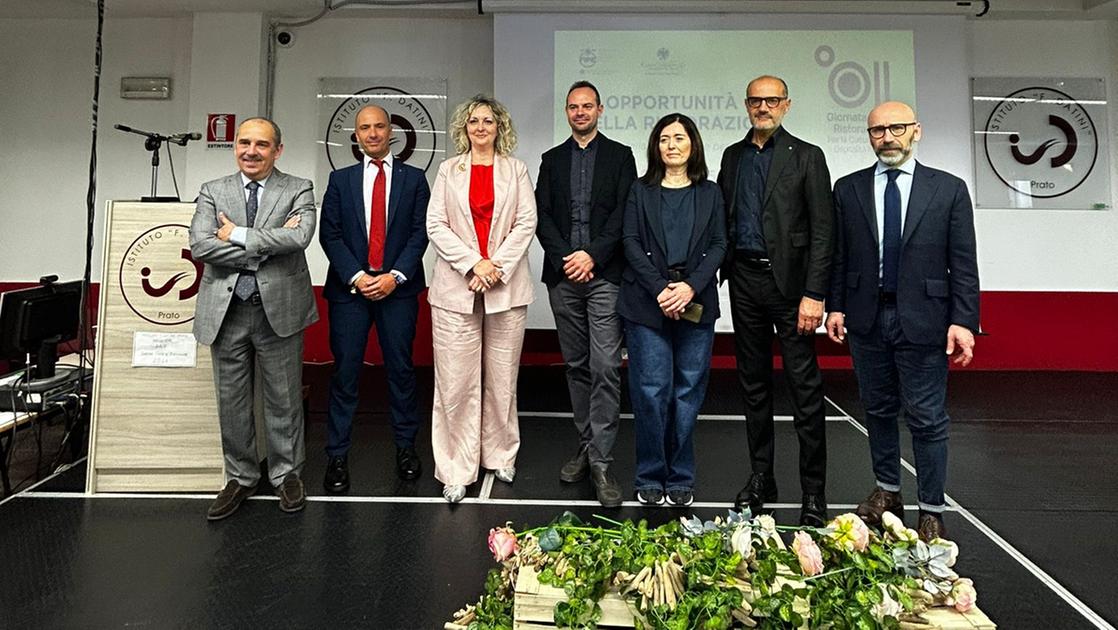 https://www.lanazione.it/image-service/view/acePublic/alias/contentid/ZmUzODYzMmMtMGVmOC00/0/i-protagonisti-dell-iniziativa.jpeg?f=16:9&w=1200&h=630