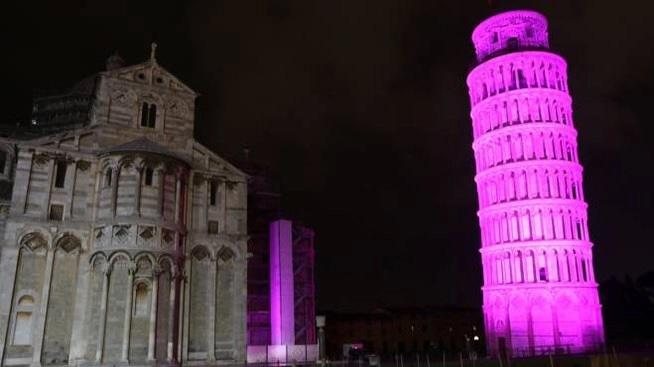 giornata mondiale della sepsi la torre di pisa si illumina di fucsia