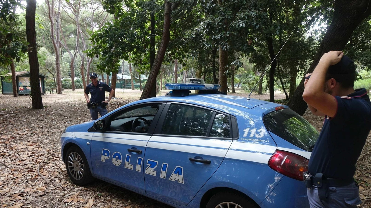 Gli agenti del Commissariato sono riusciti a risalire alla coppia di rapinatori in poche settimane Gli agenti del Commissariato sono riusciti a risalire alla coppia di rapinatori in poche settimane