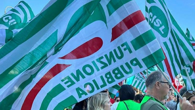 Cisl Fp Siena fa sentire la sua voce a proposito dell’accordo integrativo che riguarda il personale attivo nei differenti settori del Comune di Poggibonsi Cisl Fp Siena fa sentire la sua voce a proposito dell’accordo integrativo che riguarda il personale attivo nei differenti settori del Comune di Poggibonsi