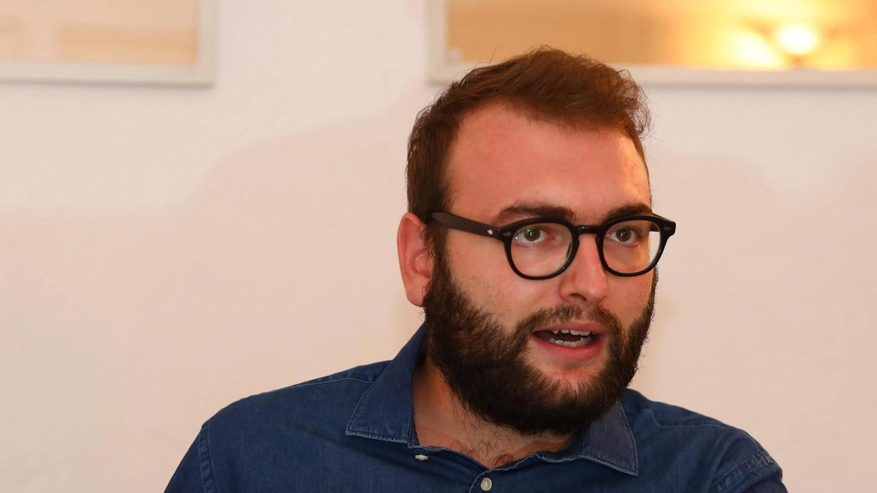 Il. sindaco Alessio Mantellassi ha annunciato con soddisfazione l’opera di ripristino del ponte Il. sindaco Alessio Mantellassi ha annunciato con soddisfazione l’opera di ripristino del ponte