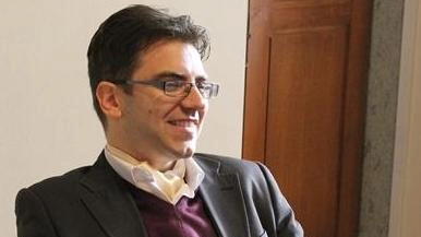 Il sindaco di Santa Fiora, Federico Balocchi, annuncia l’importante intervento di restauro di palazzo Sforza-Cesarini, che comporterà una spesa di 400mila euro per pulire le facciate e rifare gli intonaci Il sindaco di Santa Fiora, Federico Balocchi, annuncia l’importante intervento di restauro di palazzo Sforza-Cesarini, che comporterà una spesa di 400mila euro per pulire le facciate e rifare gli intonaci