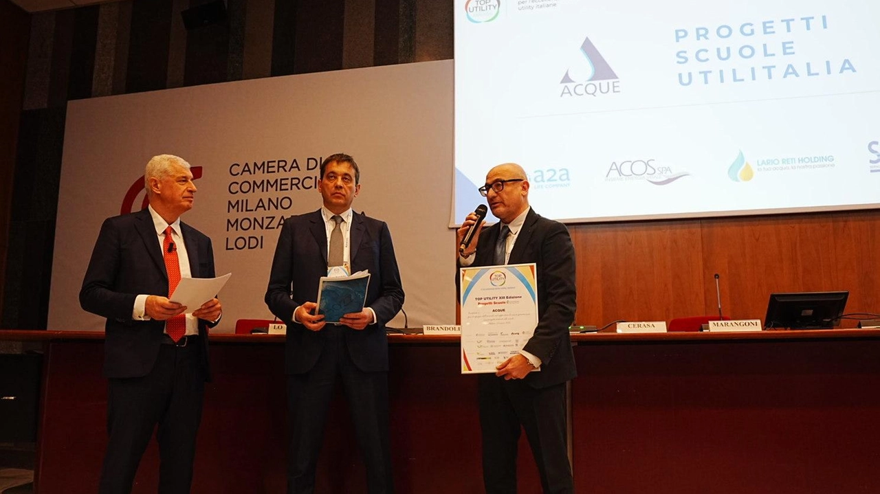 Il presidente di Acque Spa Simone Millozzi, durante l’evento alla Camera di Commercio di Milano Il presidente di Acque Spa Simone Millozzi, durante l’evento alla Camera di Commercio di Milano
