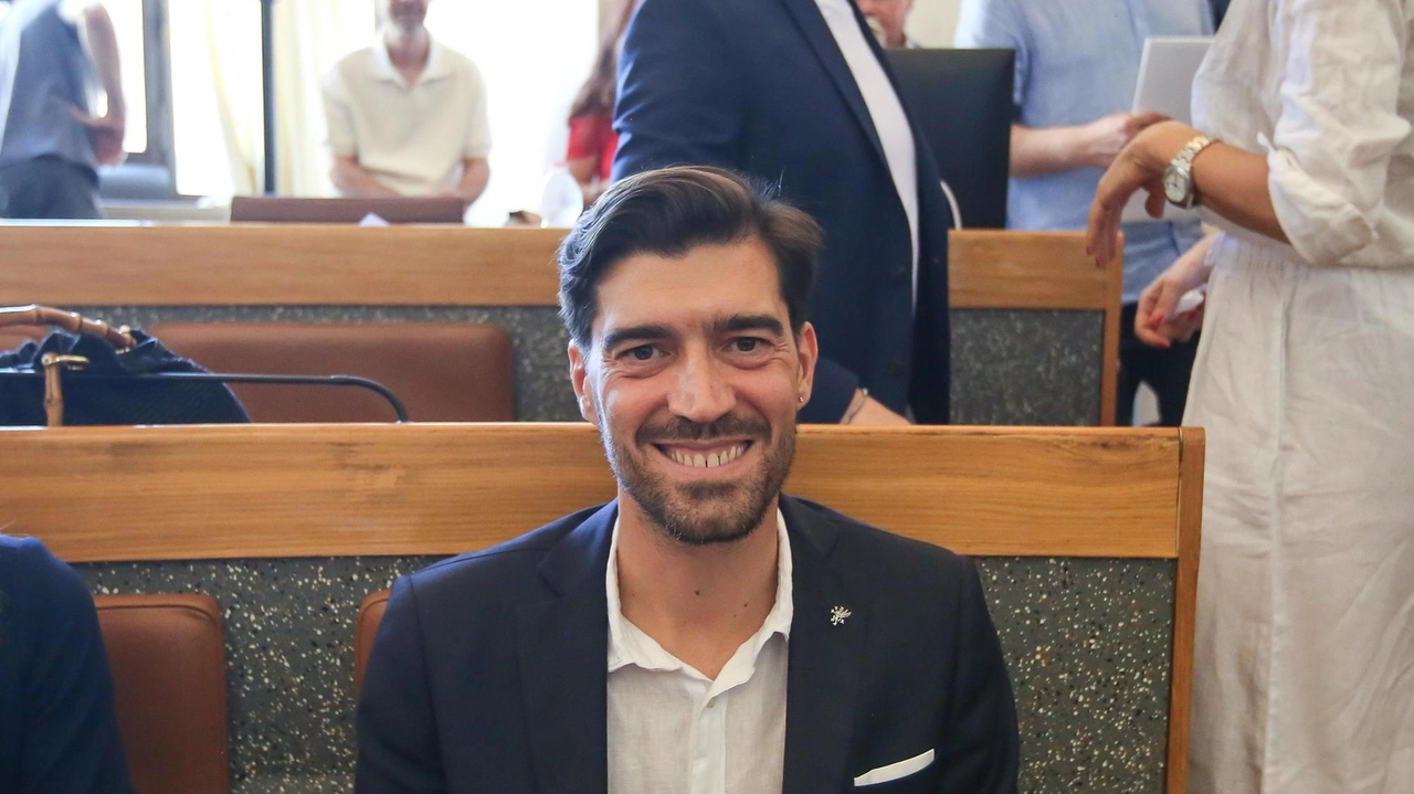 Botteghe storiche da salvare: è la proposta del consigliere di FdI, Riccardo Mencaglia, di cui si è discusso in Prima commissione Botteghe storiche da salvare: è la proposta del consigliere di FdI, Riccardo Mencaglia, di cui si è discusso in Prima commissione