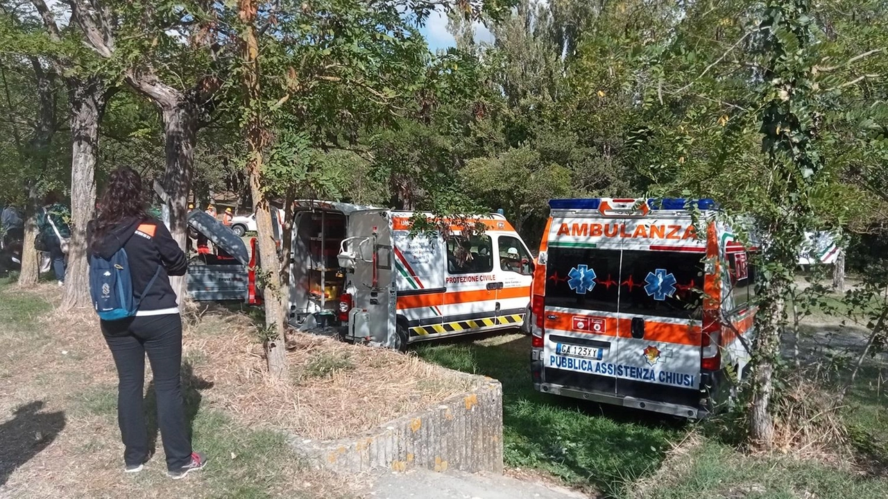 Nell’immagine sopra, i mezzi di soccorso che sono stati utilizzati dalla Protezione Civile nel corso dell’ultima esercitazione effettuata Nell’immagine sopra, i mezzi di soccorso che sono stati utilizzati dalla Protezione Civile nel corso dell’ultima esercitazione effettuata