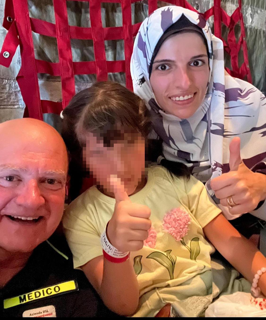Raccolta firme dell’Alberghiero: "Dobbiamo fermare il genocidio" Raccolta firme dell’Alberghiero: "Dobbiamo fermare il genocidio"