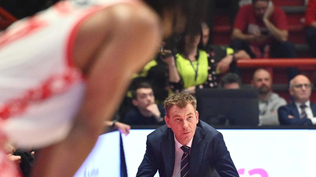 Il coach sloveno Gasper Okorn (foto Castellani) Il coach sloveno Gasper Okorn (foto Castellani)