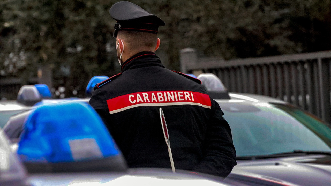 La donna ha denunciato il marito ai carabinieri