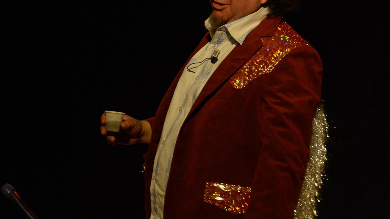 La terza edizione di ‘Di borgo in borgo’ a Montalcino presenta ‘L’uomo tigre’ al Teatro della Grancia con Guascone Teatro. La rassegna si concluderà con ‘Gioca la piazza’ e lo spettacolo per bambini ‘Cipì’ al giardino della Fortezza. La terza edizione di ‘Di borgo in borgo’ a Montalcino presenta ‘L’uomo tigre’ al Teatro della Grancia con Guascone Teatro. La rassegna si concluderà con ‘Gioca la piazza’ e lo spettacolo per bambini ‘Cipì’ al giardino della Fortezza.
