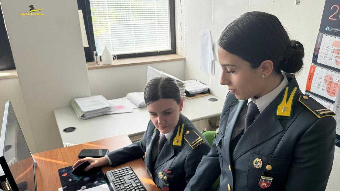 Lucca, sequestrati 22mila prodotti per bambini perchè non sicuri