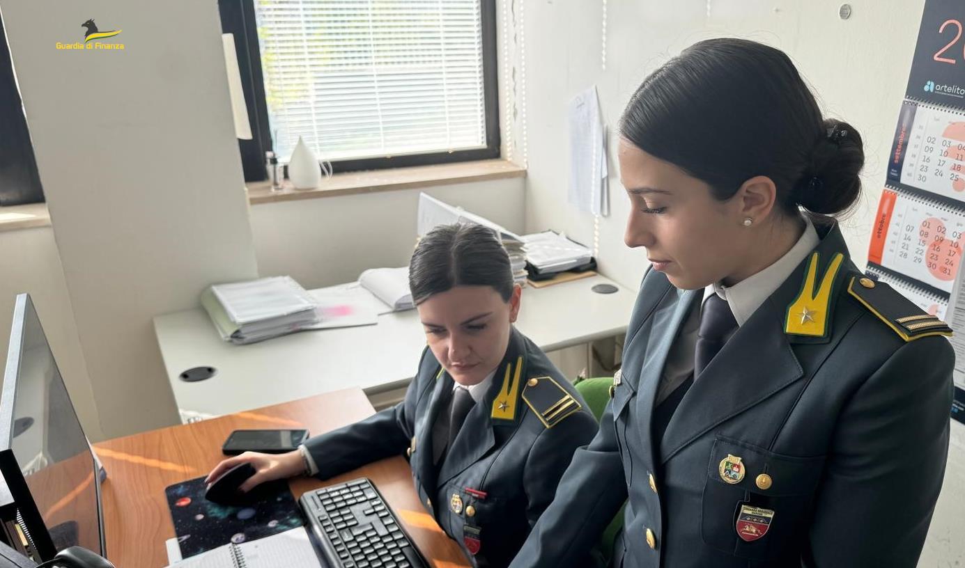Lucca, sequestrati 22mila prodotti per bambini perchè non sicuri