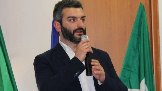 Gualdo Tadino: i consiglieri di centrodestra incalzano Gualdo Tadino: i consiglieri di centrodestra incalzano