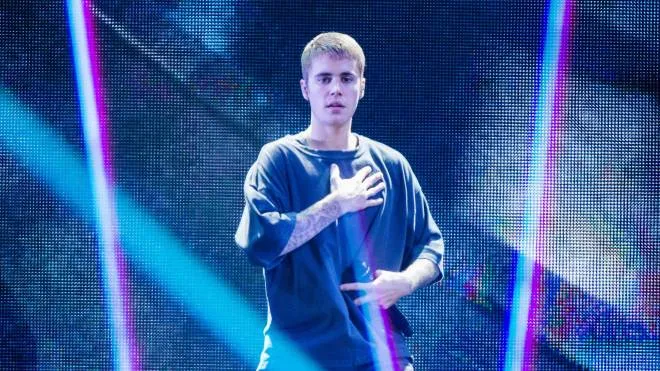 Canadian singer Justin Bieber performs on stage in Telia Parken Stadium in Copenhagen on October 2, 2016  / AFP PHOTO / Scanpix Denmark AND Scanpix / Jens Astrup / Denmark OUT