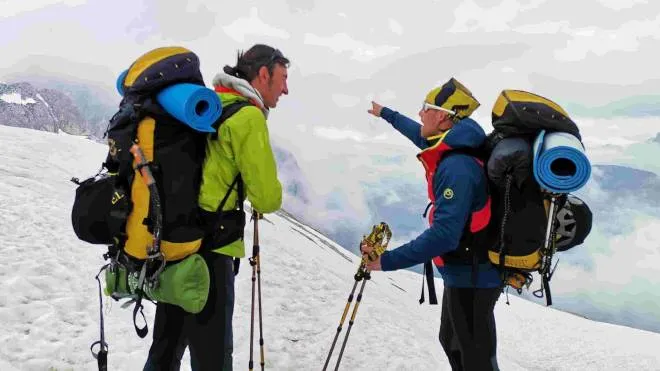 Nuova sfida per Andrea Lanfri in compagnia dell’amico Massimo Coda: si tratta della scalata di alcune vette italiane più famose