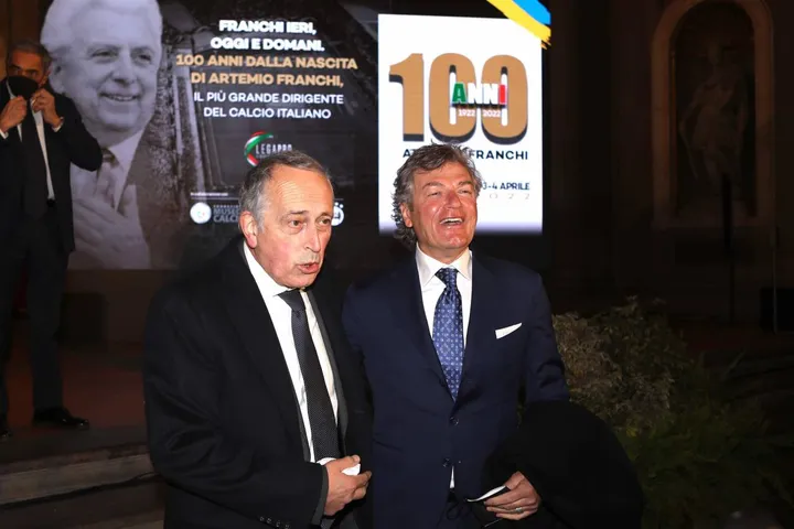 Giancarlo Abete, attuale commissario della Lega dilettanti, con Giancarlo Antognoni