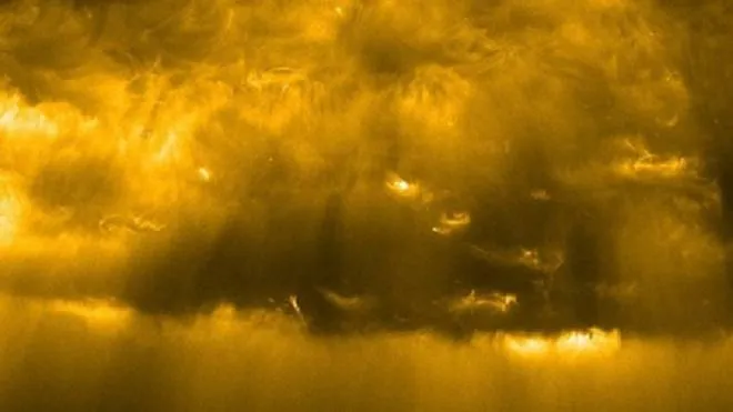 Il polo sud del Sole visto da Eui a bordo di Solar Orbiter 