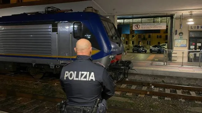 Polizia in stazione