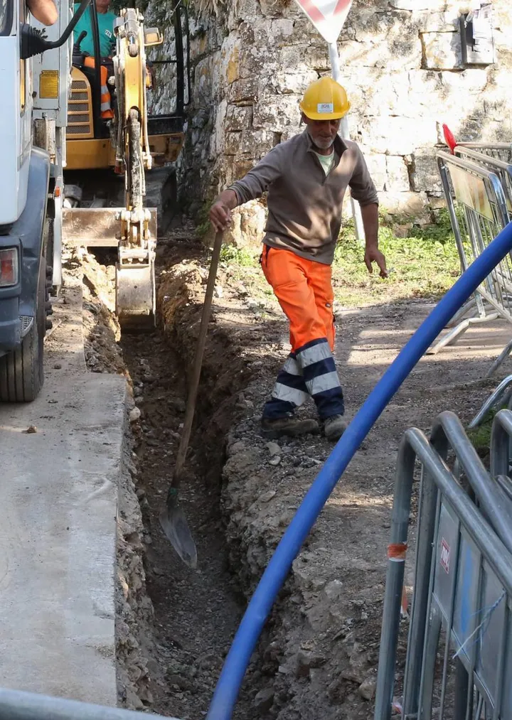 Cantiere complesso a Fontelucente