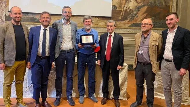 Un momento della presentazione a Firenze con Antonio Mazzeo, Vannino Chiti e Giacomo Bugliani
