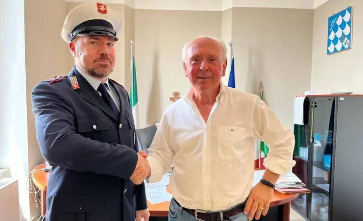 Elismo Pesucci con Francesco Angelini, nuovo comandante della Municipale