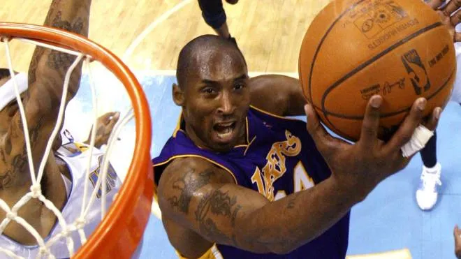Kobe Bryant in una bella immagine d’archivio