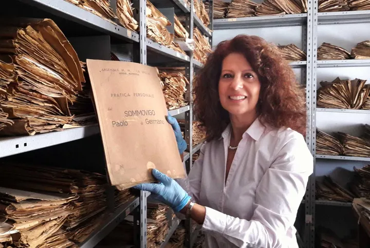 L’archivista e storica Susanna Ognibene ha curato il riordino dell’archivio dei dipendenti civili dell’Arsenale della Marina Militare