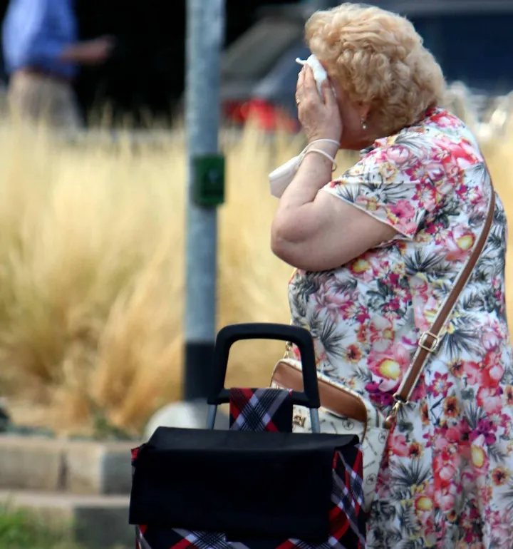 Molti pensionati aretini sono in difficoltà per i rincari di bollette e prezzi al consumo