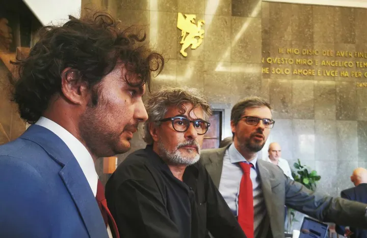Il regista Paolo Genovese e il rettore Valerio De Cesaris con Daniele Corvi