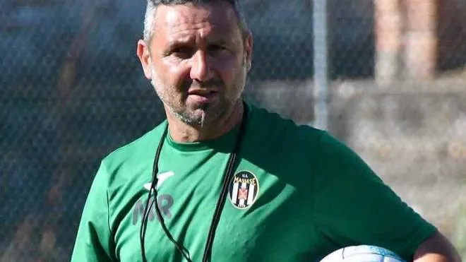 Il tecnico della Massese Raffaele Moriani è soddisfatto della prima uscita della squadra bianconera