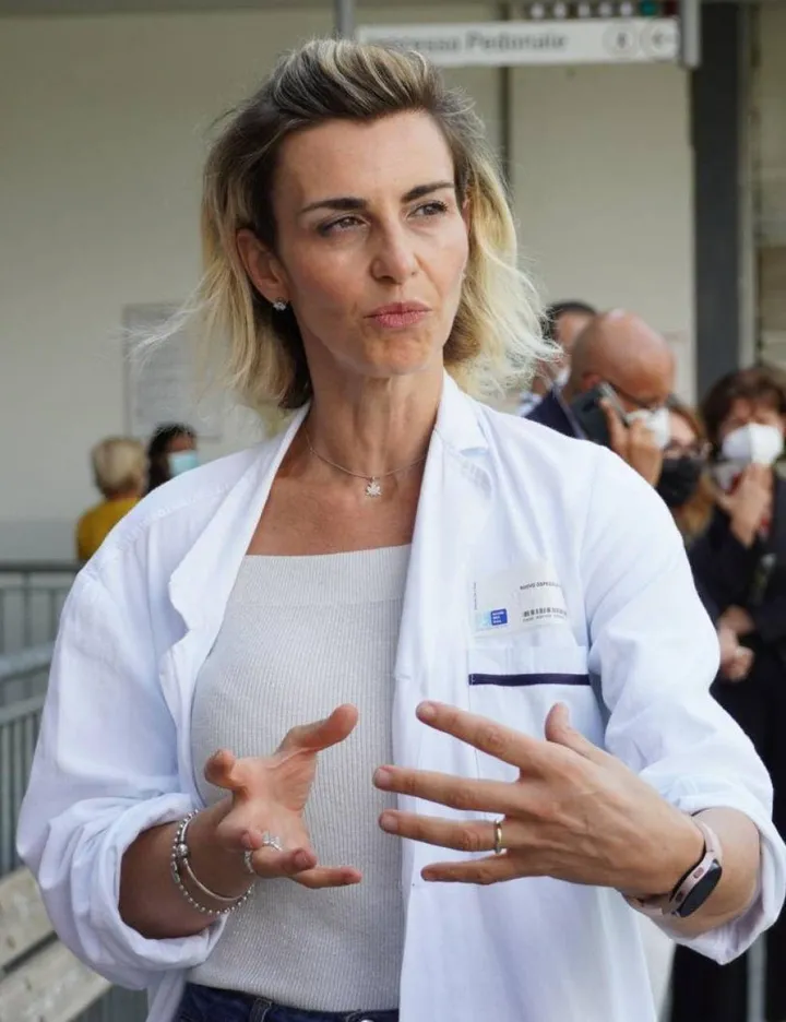 La direttrice dell’ospedale, Sara. Melani. E, in alto, il direttore generale dell’Asl Toscana Centro Paolo Morello Marchese (foto Tempestini/Attalmi)