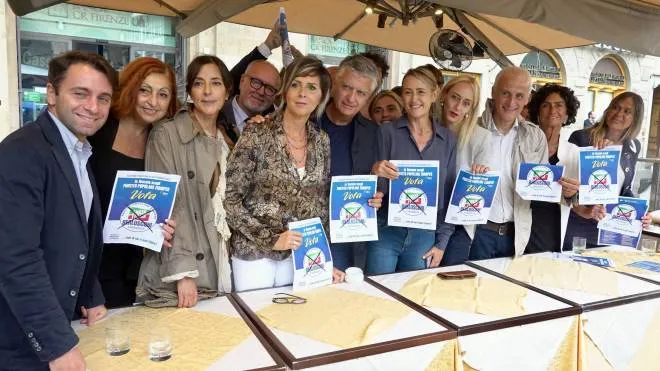 Il coordinatore di Forza Italia Massimo Mallegni ha presentato a Firenze i candidati toscani del partito
