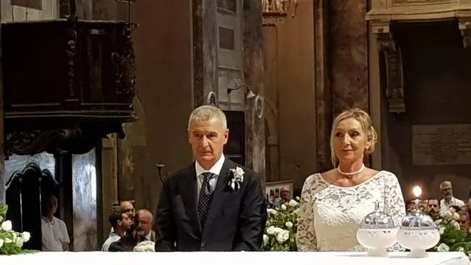Matrimonio in chiesa per Federico Carrara e Stefania Capocchi