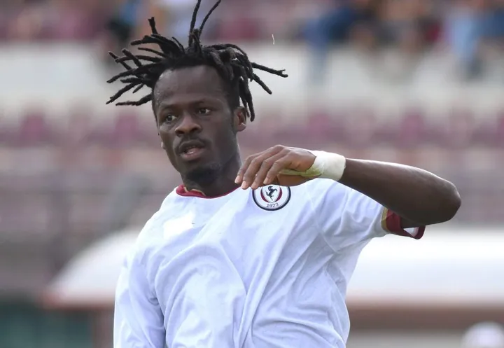 L’attaccante dell’Arezzo. Samake Boubacar, 23 anni, originario del Mali