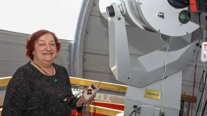 Maura Tombelli, direttrice degli astrofili di Montelupo Fiorentino nell’osservatorio Beppe Forti