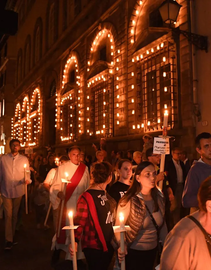 La Luminara per la Santa Croce, uno dei giorno dell’anno più attesi dai lucchesi